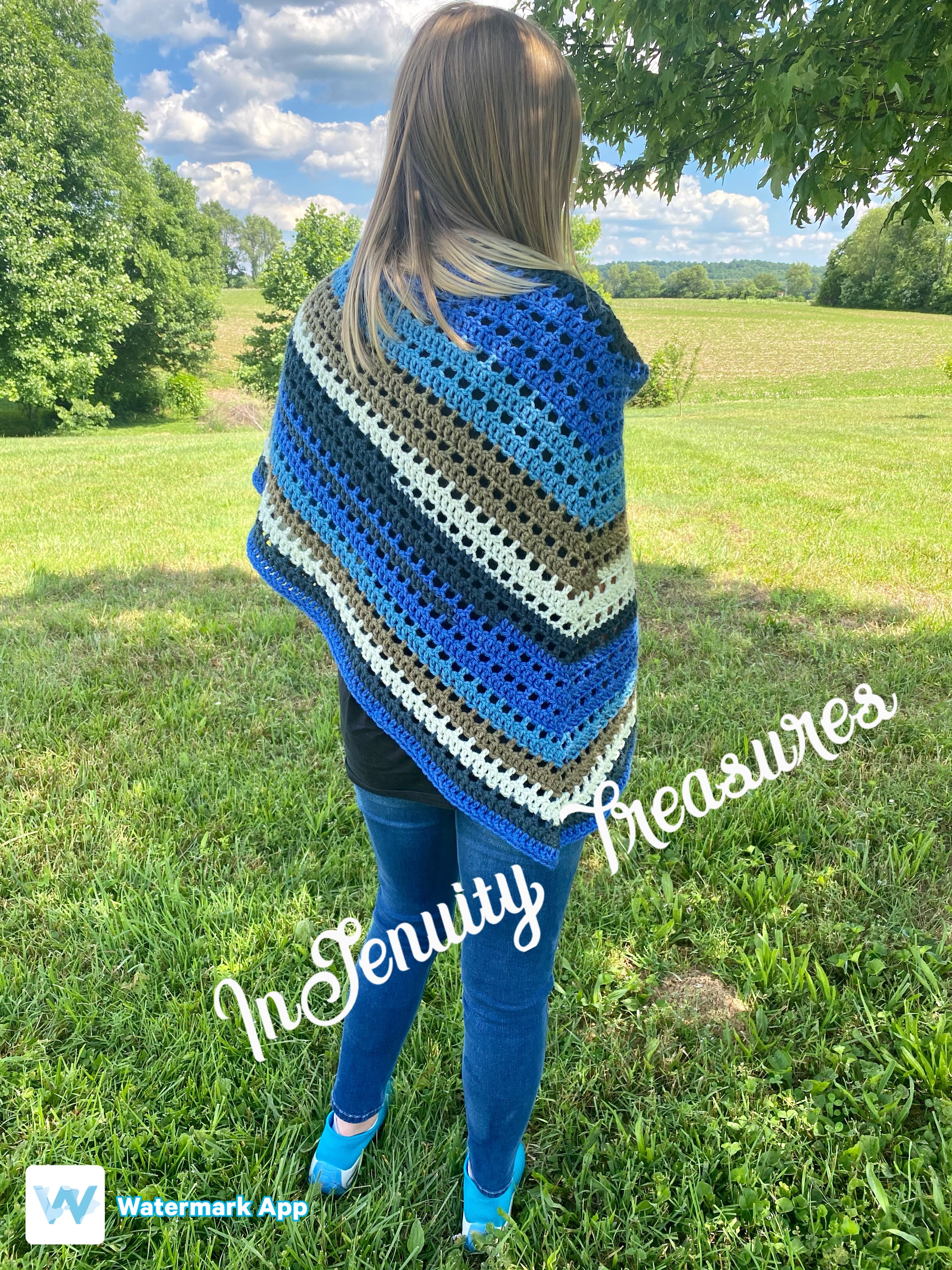 Trendy Stripes Triangle Shawl